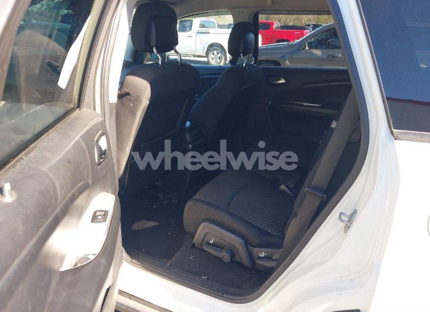 Photo 8 of 2015 Dodge Journey SXT (VIN 3C4PDCBG8FT560939)