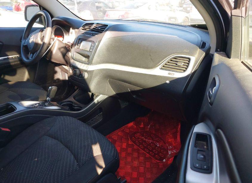 Photo 4 of 2015 Dodge Journey SXT (VIN 3C4PDCBG8FT637065)