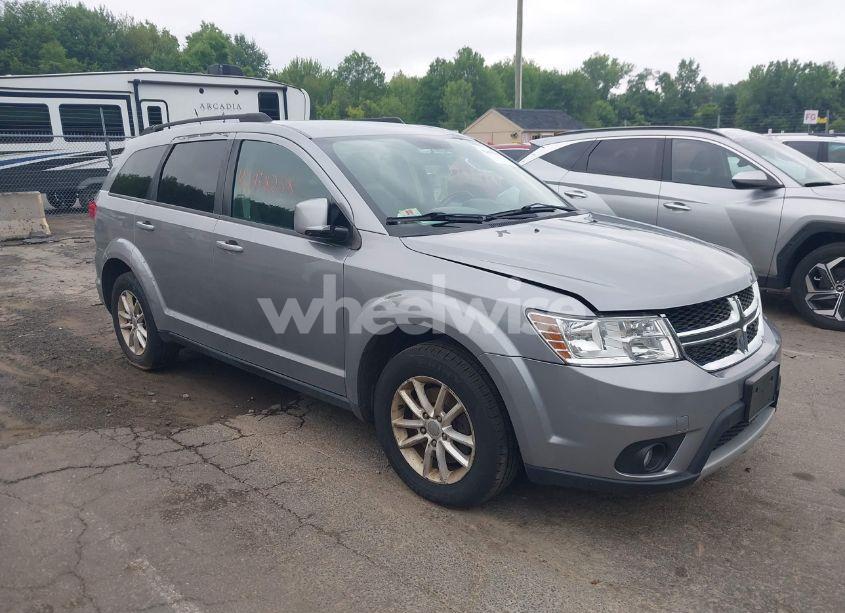 2015 Dodge Journey SXT (VIN 3C4PDCBG8FT668462) main photo