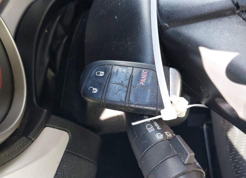 Photo 11 of 2015 Dodge Journey SXT (VIN 3C4PDCBG8FT702173)