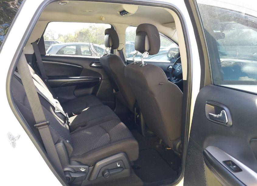 Photo 8 of 2015 Dodge Journey SXT (VIN 3C4PDCBG8FT702173)