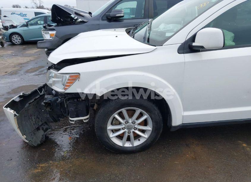 Photo 18 of 2016 Dodge Journey SXT (VIN 3C4PDCBG8GT145928)