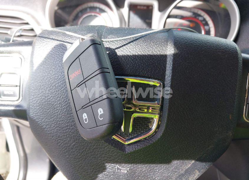 Photo 11 of 2016 Dodge Journey SXT (VIN 3C4PDCBG8GT171025)