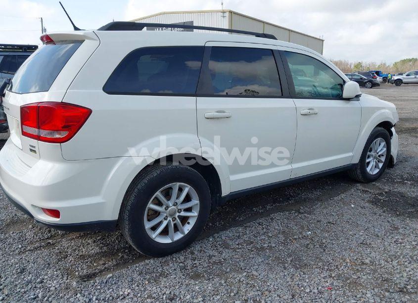 Photo 4 of 2016 Dodge Journey SXT (VIN 3C4PDCBG8GT171025)