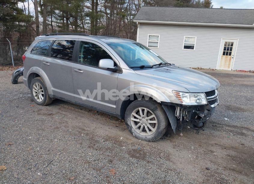 2017 Dodge Journey SXT (VIN 3C4PDCBG8HT591031) main photo