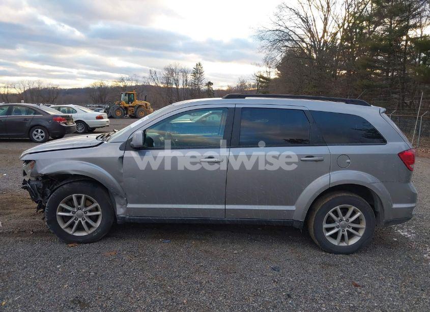 Photo 15 of 2017 Dodge Journey SXT (VIN 3C4PDCBG8HT591031)