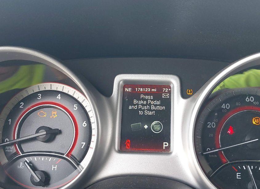 Photo 15 of 2018 Dodge Journey SXT (VIN 3C4PDCBG8JT166995)