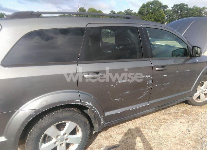 Photo 6 of 2012 Dodge Journey SXT (VIN 3C4PDCBG9CT153241)