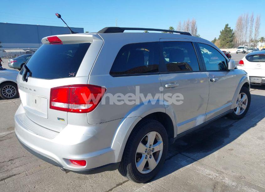 Photo 4 of 2012 Dodge Journey SXT (VIN 3C4PDCBG9CT161212)