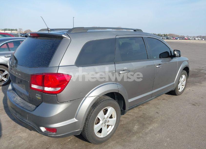 Photo 4 of 2012 Dodge Journey SXT (VIN 3C4PDCBG9CT208092)