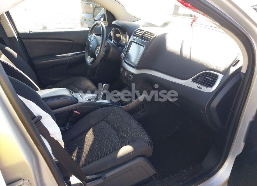 Photo 5 of 2012 Dodge Journey SXT (VIN 3C4PDCBG9CT282189)