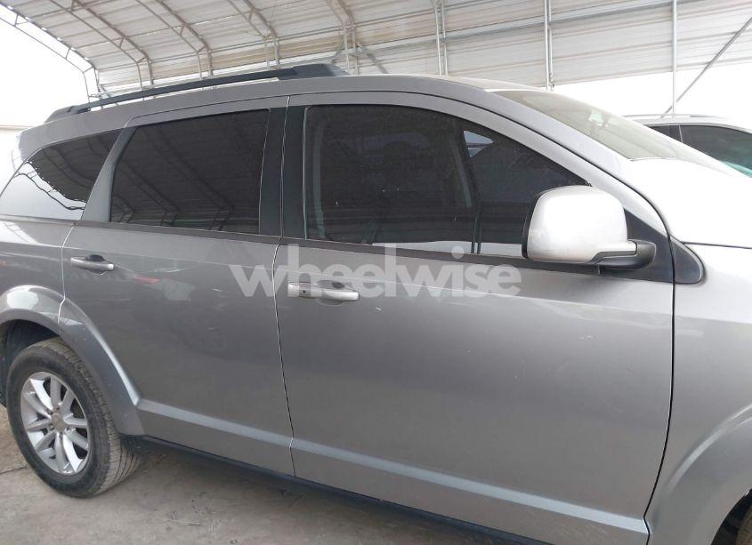 Photo 13 of 2016 Dodge Journey SXT (VIN 3C4PDCBG9GT218935)