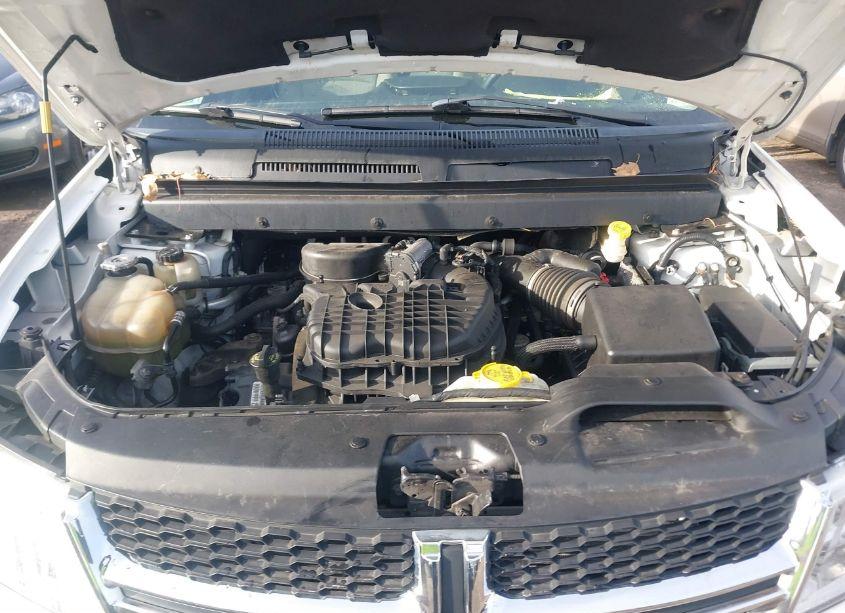 Photo 10 of 2017 Dodge Journey SXT (VIN 3C4PDCBG9HT510103)