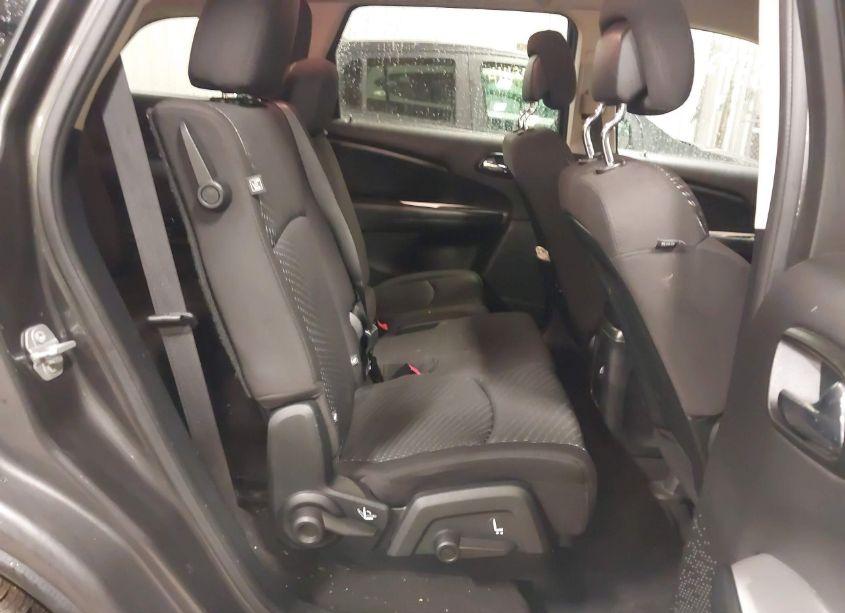 Photo 8 of 2017 Dodge Journey SXT (VIN 3C4PDCBG9HT510571)