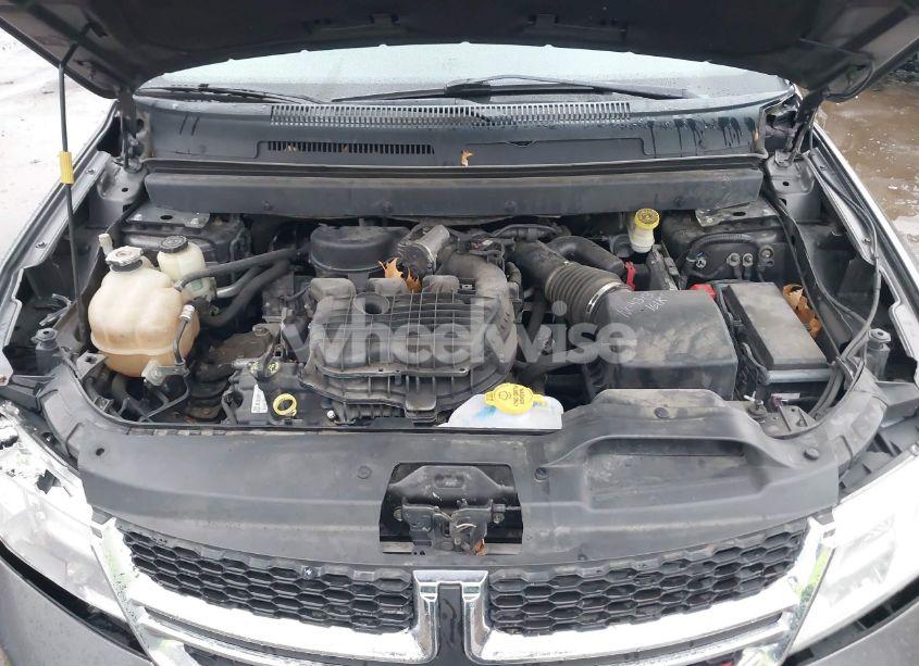 Photo 10 of 2017 Dodge Journey SXT (VIN 3C4PDCBG9HT531436)