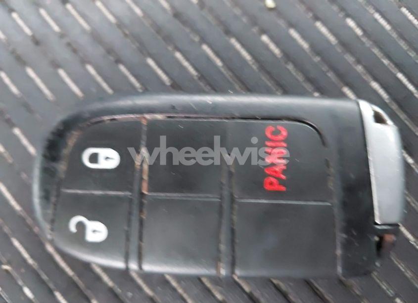 Photo 11 of 2017 Dodge Journey SXT (VIN 3C4PDCBG9HT531436)