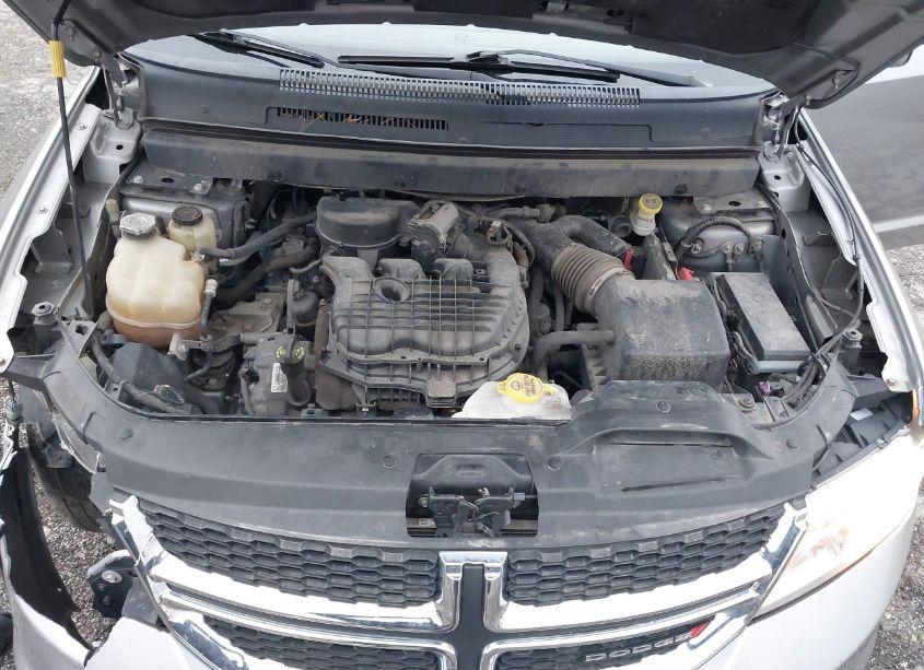 Photo 10 of 2017 Dodge Journey SXT (VIN 3C4PDCBG9HT534143)