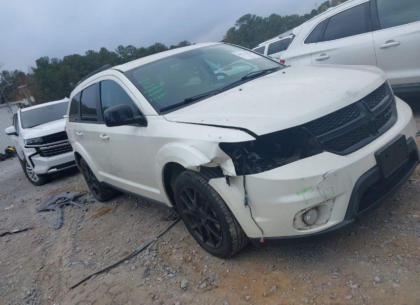 2017 Dodge Journey SXT (VIN 3C4PDCBG9HT554926) main photo