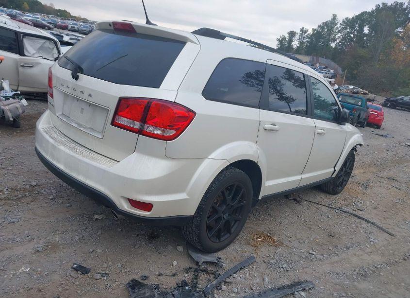 Photo 4 of 2017 Dodge Journey SXT (VIN 3C4PDCBG9HT554926)