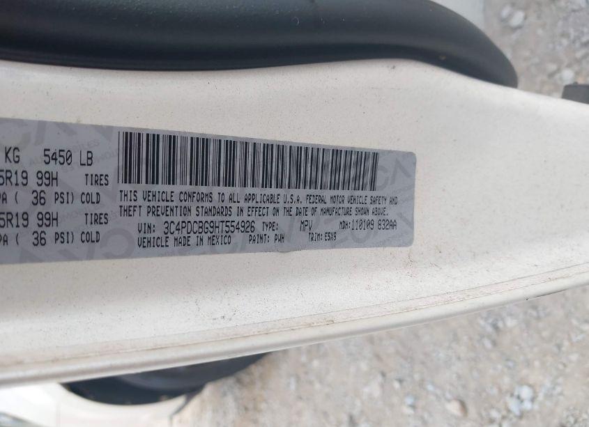 Photo 9 of 2017 Dodge Journey SXT (VIN 3C4PDCBG9HT554926)