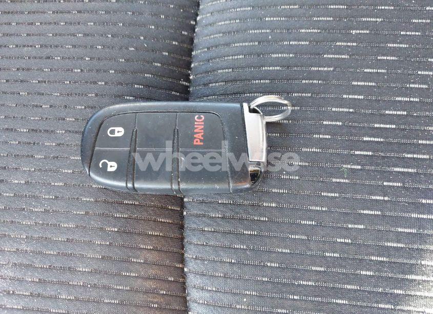 Photo 11 of 2018 Dodge Journey SXT (VIN 3C4PDCBG9JT257404)