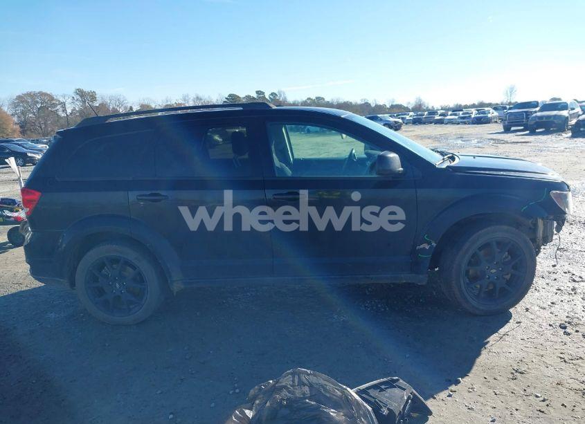 Photo 14 of 2018 Dodge Journey SXT (VIN 3C4PDCBG9JT257404)