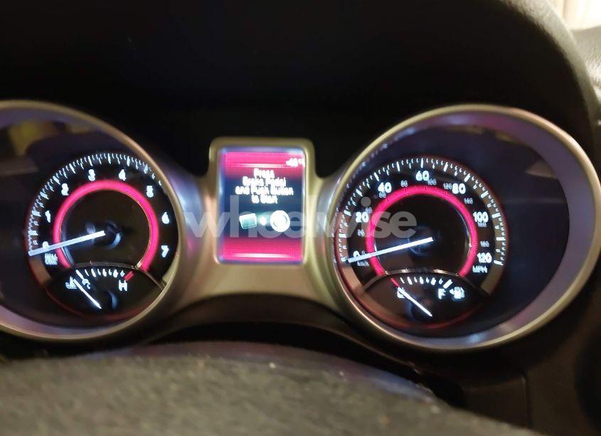 Photo 7 of 2018 Dodge Journey SXT (VIN 3C4PDCBG9JT427910)