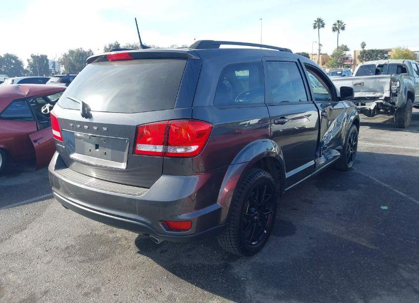 Photo 4 of 2018 Dodge Journey SXT (VIN 3C4PDCBG9JT449194)