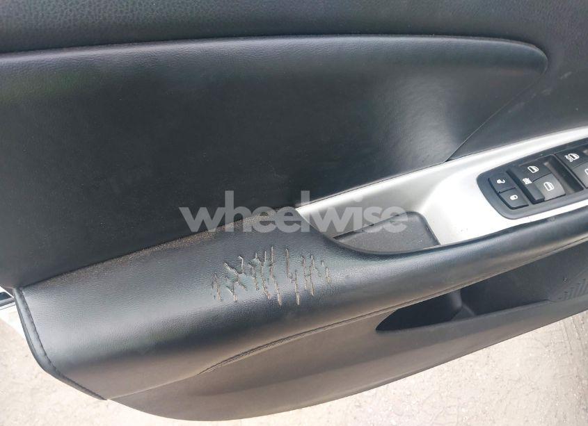 Photo 17 of 2018 Dodge Journey SXT (VIN 3C4PDCBG9JT513184)