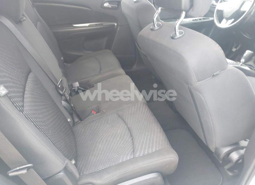 Photo 8 of 2018 Dodge Journey SXT (VIN 3C4PDCBG9JT513184)