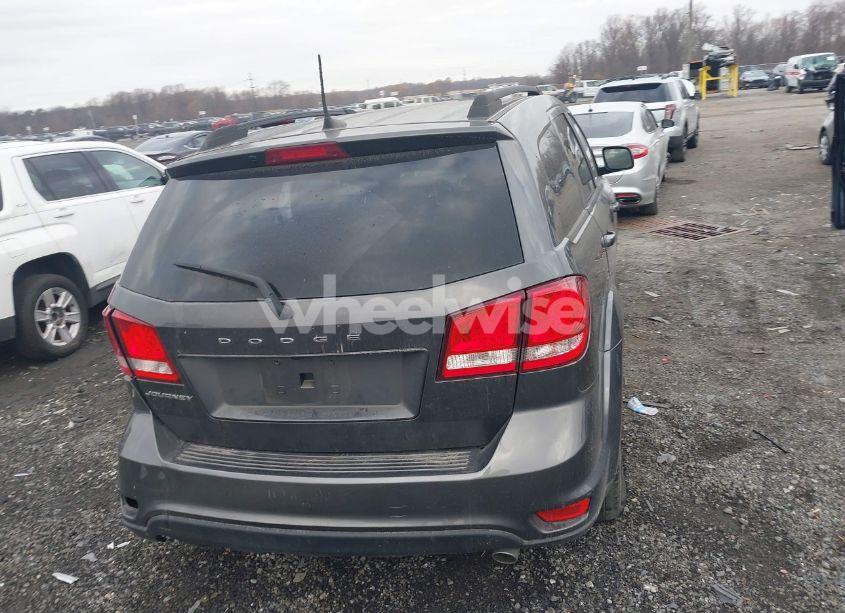 Photo 16 of 2018 Dodge Journey SXT (VIN 3C4PDCBG9JT525626)