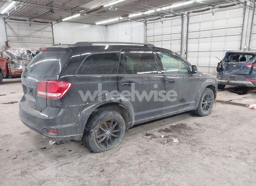 Photo 4 of 2019 Dodge Journey SE (VIN 3C4PDCBG9KT868969)
