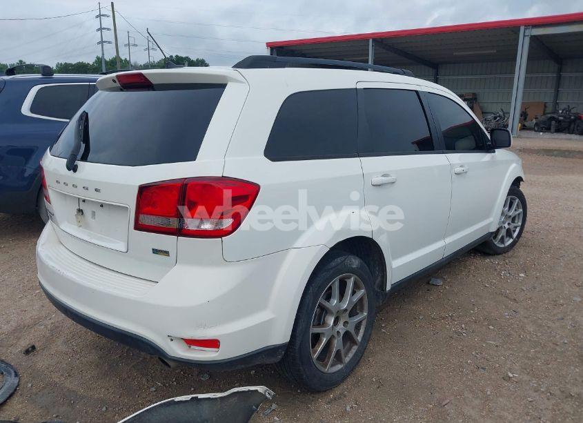 Photo 4 of 2012 Dodge Journey SXT (VIN 3C4PDCBGXCT150526)