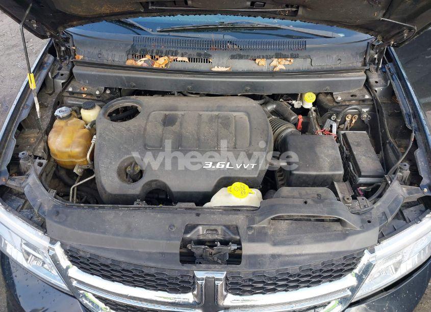 Photo 10 of 2012 Dodge Journey SXT (VIN 3C4PDCBGXCT170548)