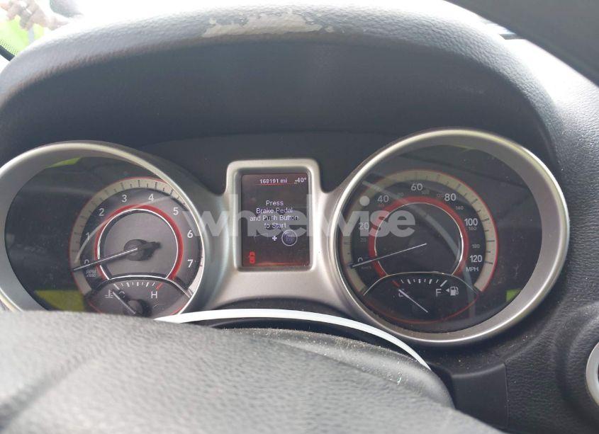 Photo 2 of 2012 Dodge Journey SXT (VIN 3C4PDCBGXCT184126)