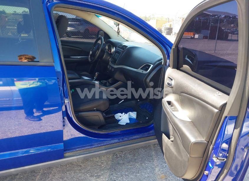 Photo 5 of 2012 Dodge Journey SXT (VIN 3C4PDCBGXCT296893)