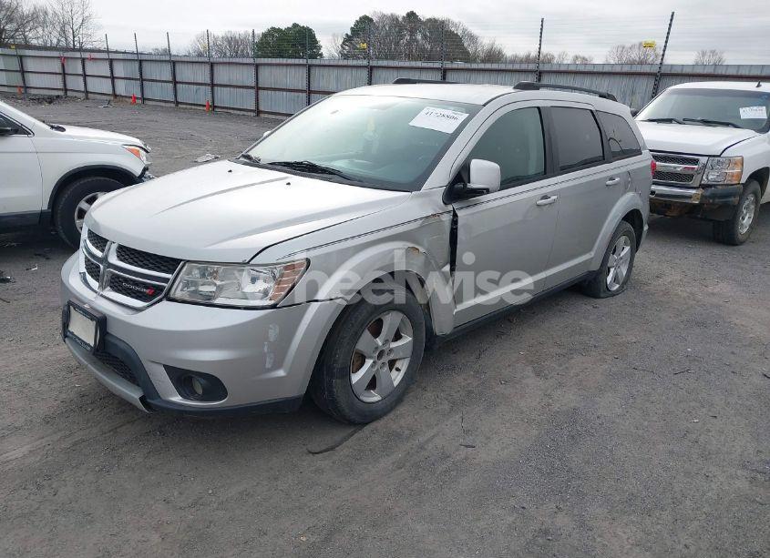 Photo 2 of 2012 Dodge Journey SXT (VIN 3C4PDCBGXCT324157)