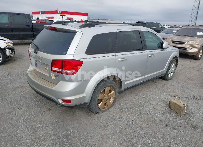 Photo 4 of 2012 Dodge Journey SXT (VIN 3C4PDCBGXCT324157)