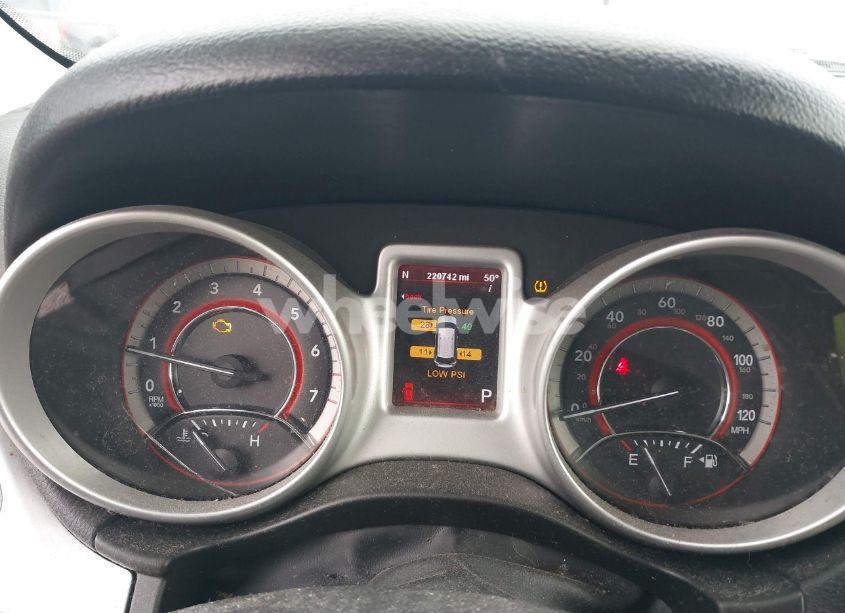 Photo 7 of 2012 Dodge Journey SXT (VIN 3C4PDCBGXCT324157)