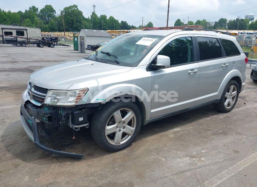Photo 2 of 2012 Dodge Journey SXT (VIN 3C4PDCBGXCT324756)