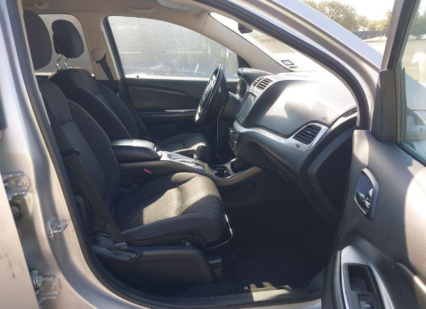 Photo 5 of 2013 Dodge Journey SXT (VIN 3C4PDCBGXDT594670)