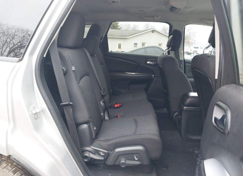 Photo 8 of 2013 Dodge Journey SXT (VIN 3C4PDCBGXDT677046)