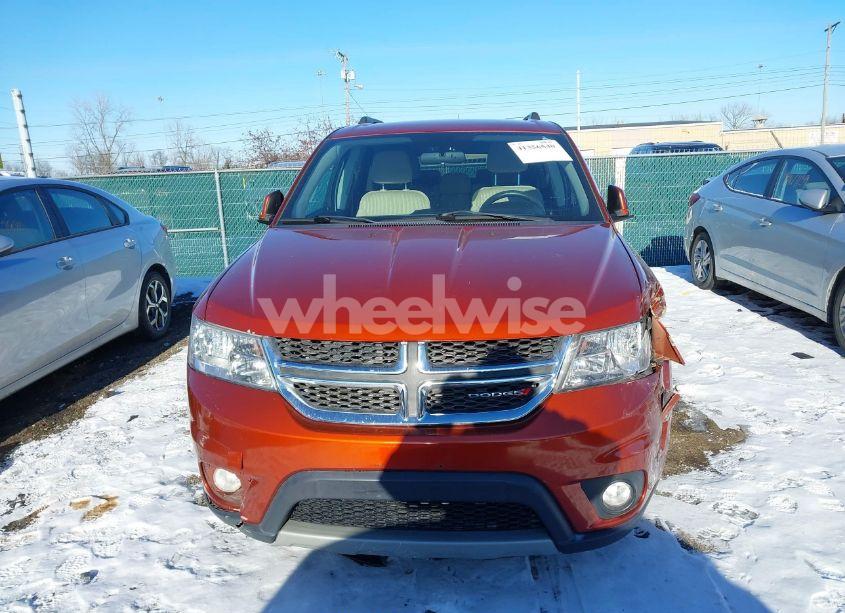 Photo 12 of 2014 Dodge Journey SXT (VIN 3C4PDCBGXET144213)