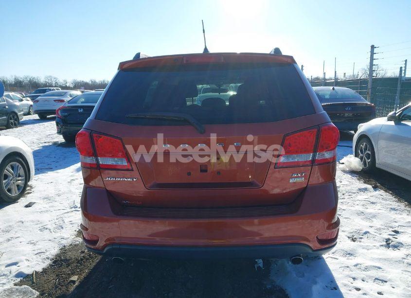 Photo 16 of 2014 Dodge Journey SXT (VIN 3C4PDCBGXET144213)
