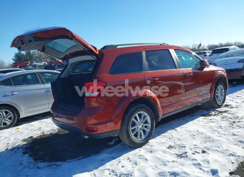 Photo 4 of 2014 Dodge Journey SXT (VIN 3C4PDCBGXET144213)