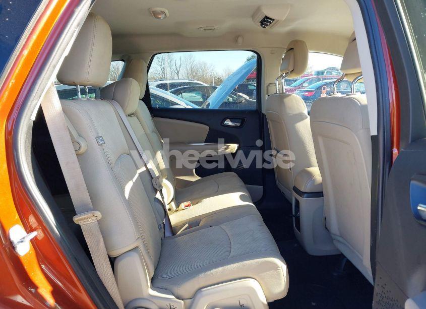 Photo 8 of 2014 Dodge Journey SXT (VIN 3C4PDCBGXET144213)