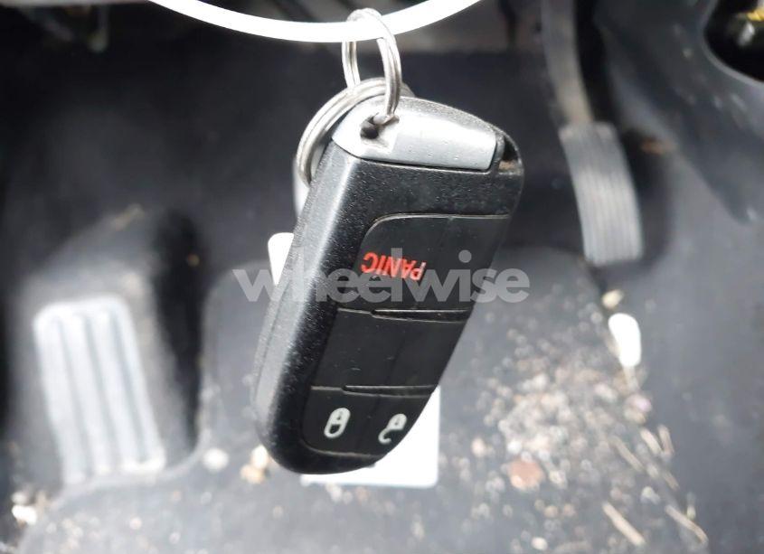 Photo 11 of 2014 Dodge Journey SXT (VIN 3C4PDCBGXET214261)