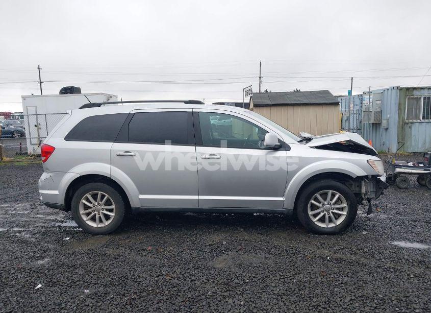 Photo 13 of 2014 Dodge Journey SXT (VIN 3C4PDCBGXET270880)