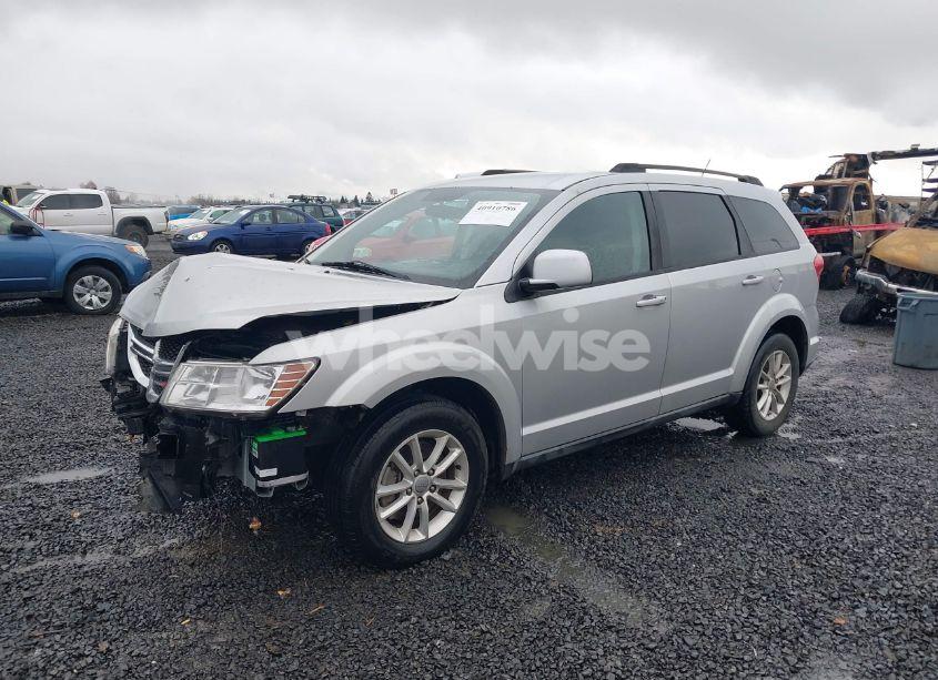 Photo 2 of 2014 Dodge Journey SXT (VIN 3C4PDCBGXET270880)