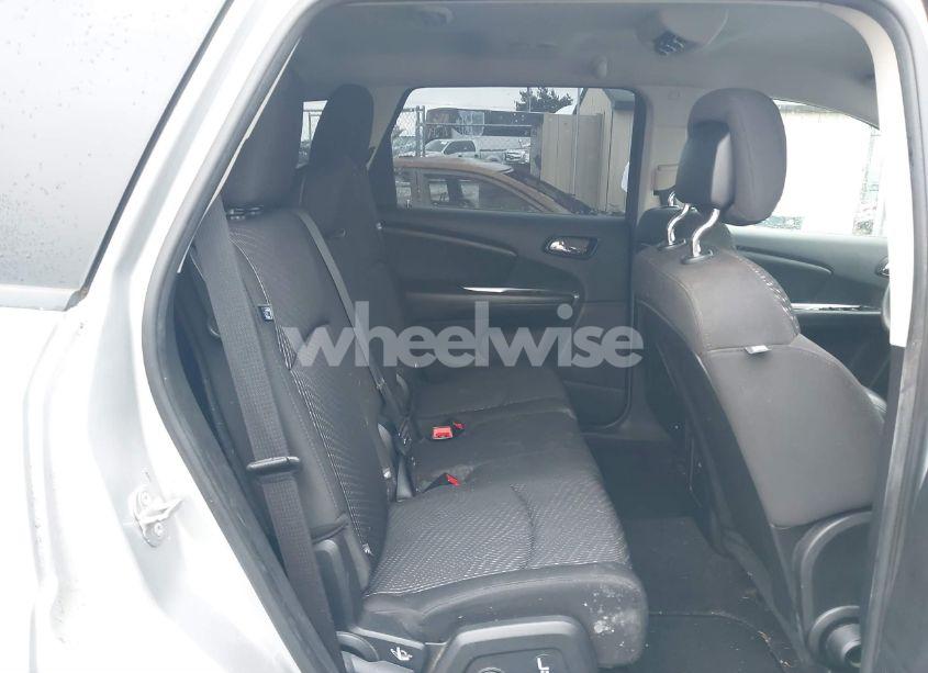 Photo 8 of 2014 Dodge Journey SXT (VIN 3C4PDCBGXET270880)